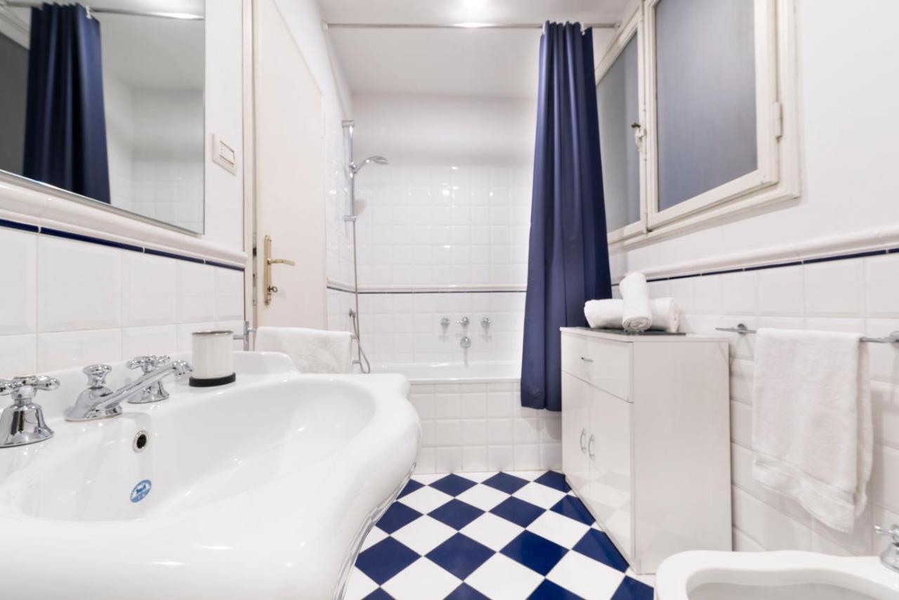 Dimora D'Azeglio With Private Patio Apartment Florence Ngoại thất bức ảnh