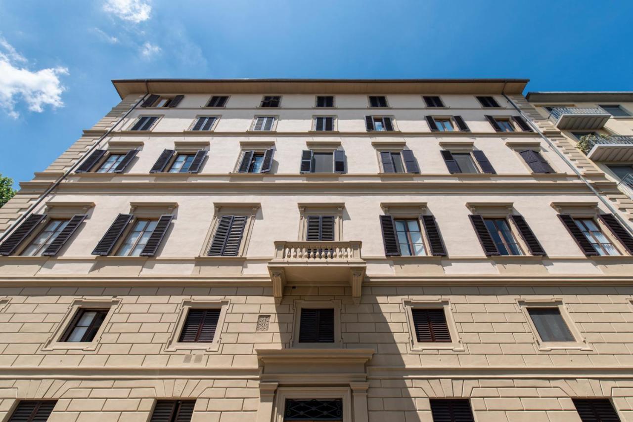 Dimora D'Azeglio With Private Patio Apartment Florence Ngoại thất bức ảnh