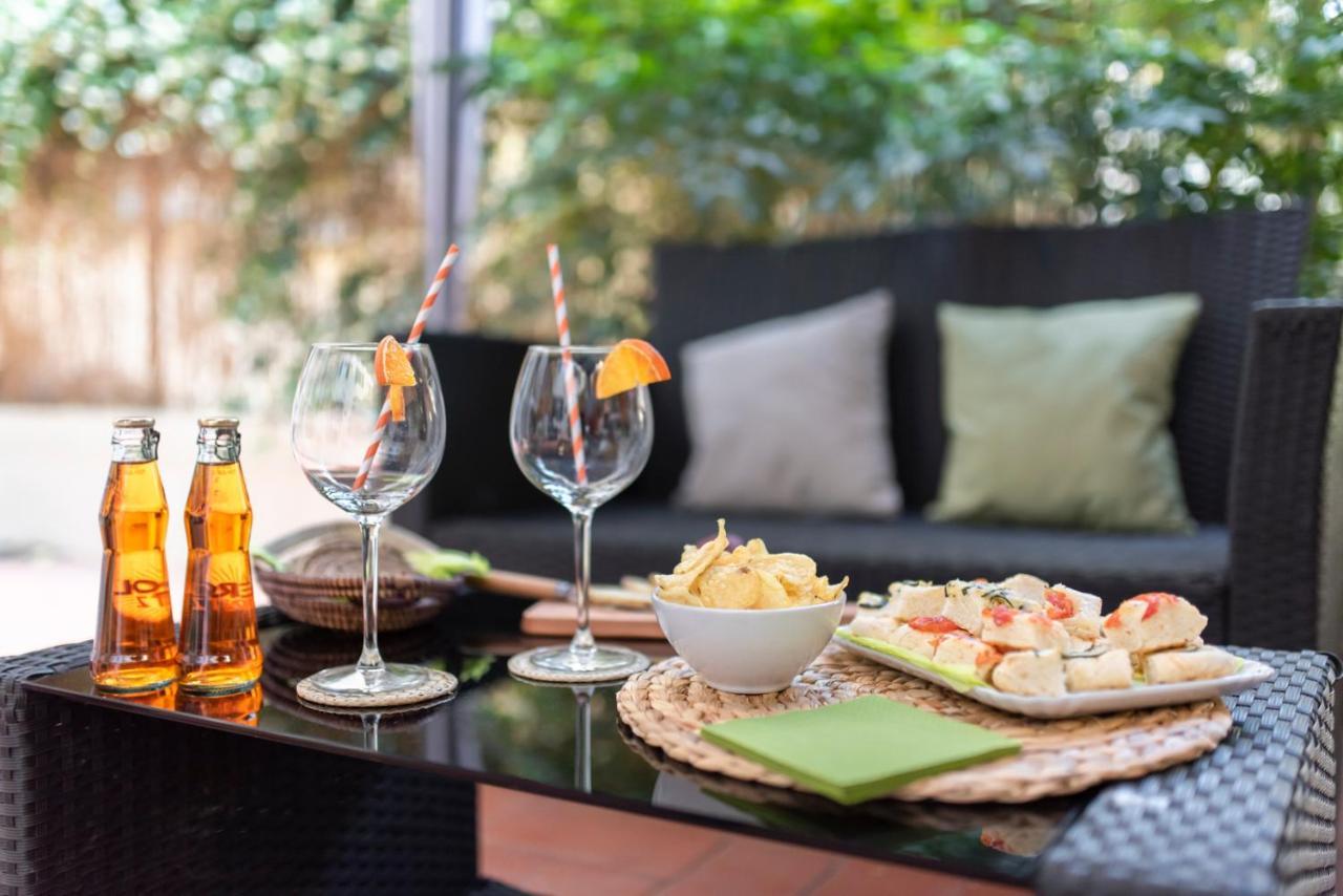 Dimora D'Azeglio With Private Patio Apartment Florence Ngoại thất bức ảnh