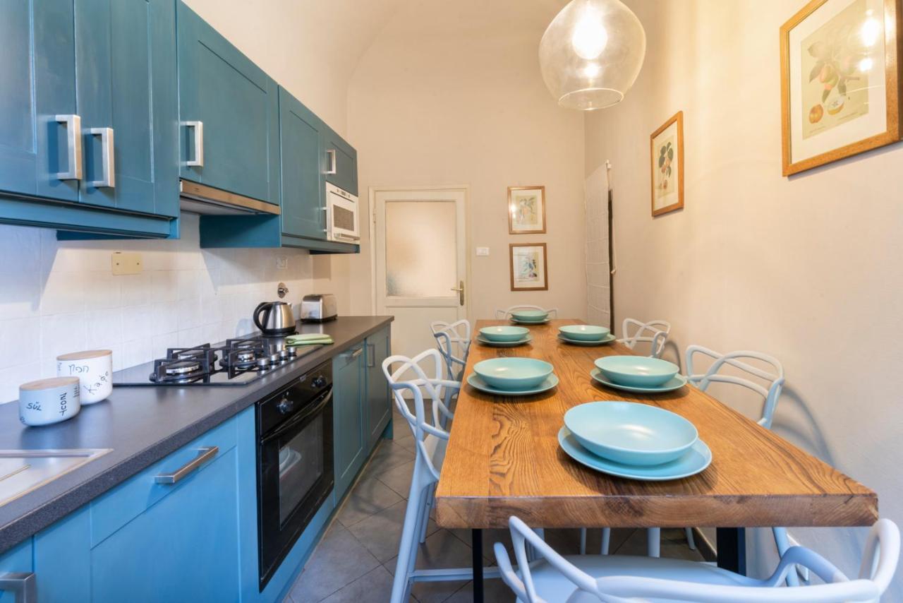 Dimora D'Azeglio With Private Patio Apartment Florence Ngoại thất bức ảnh